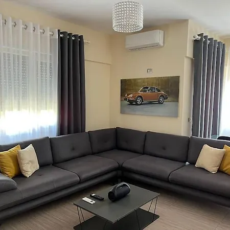 Porsche Design 3 Tirana
